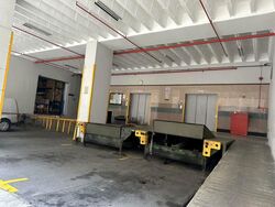 Guan Hua Warehouse Building (D13), Factory #498144511
